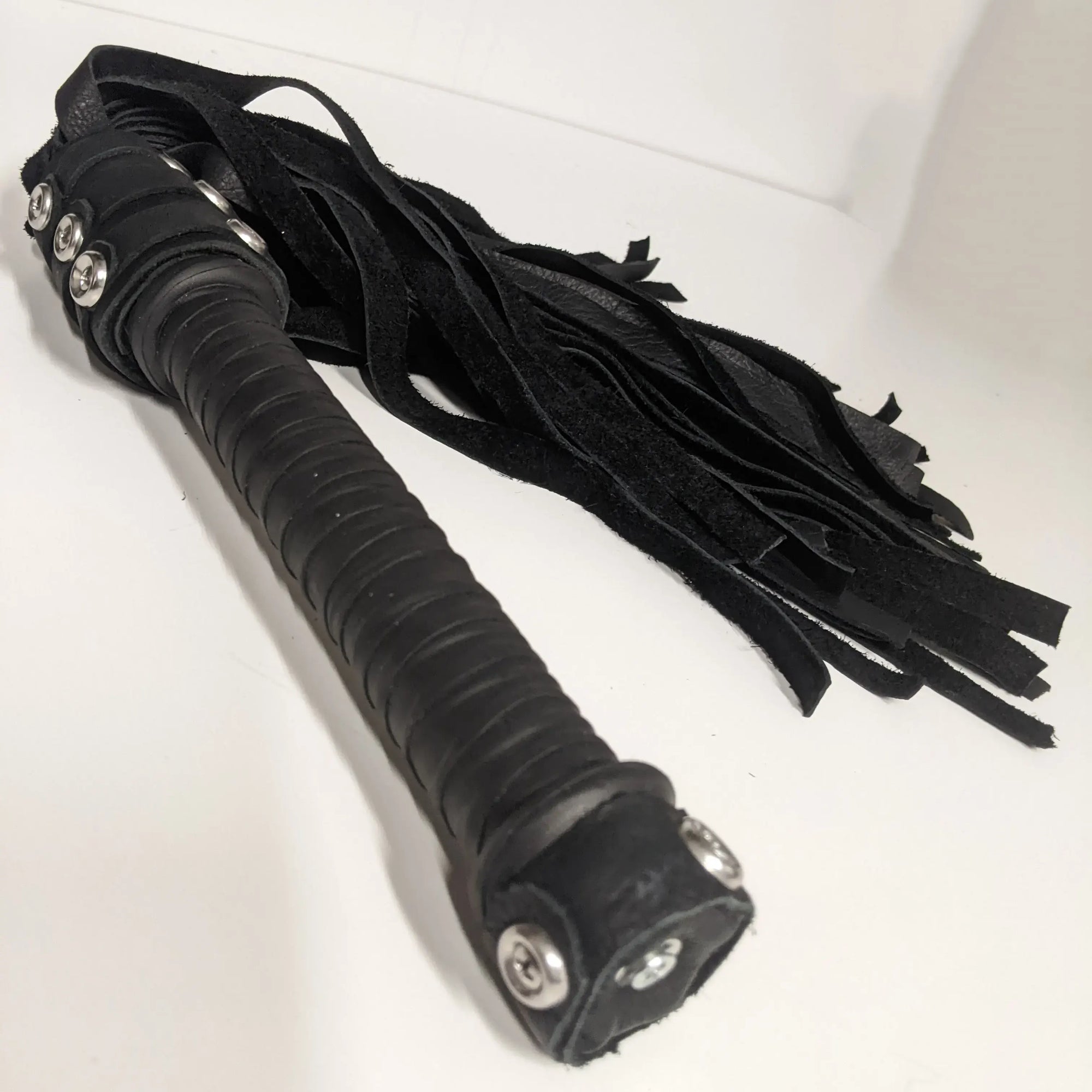 Rubber Flogger - Fox Den Contrivance