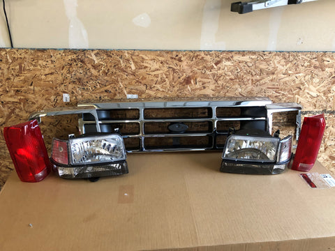 The 6-pc headlight package along with a new grille shell and headlight trim bezels was exactly what this truck needed to get everything looking fresh again.