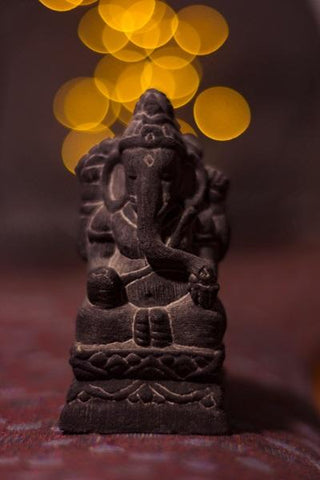 Statue de ganesh en pierre