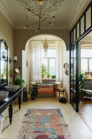 colorful boho rug in bathroom