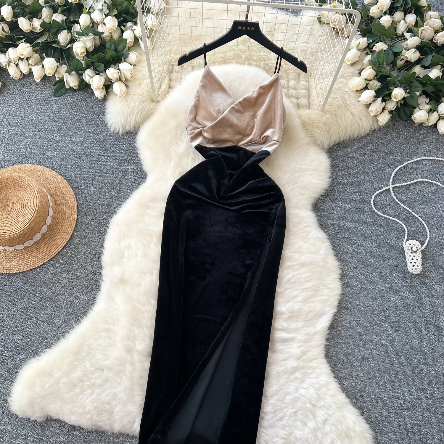 Color Block Velvet Bodycon Dress with Long Sleeves - Image 14