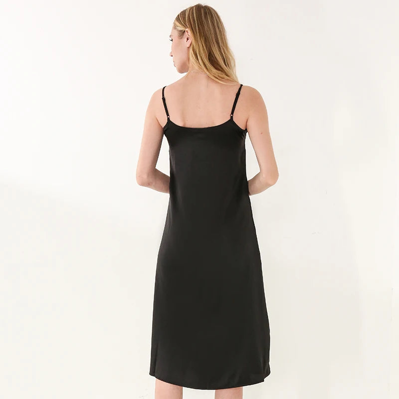 Elegant Adjustable Satin Maxi Dresses for Summer Parties - Image 23