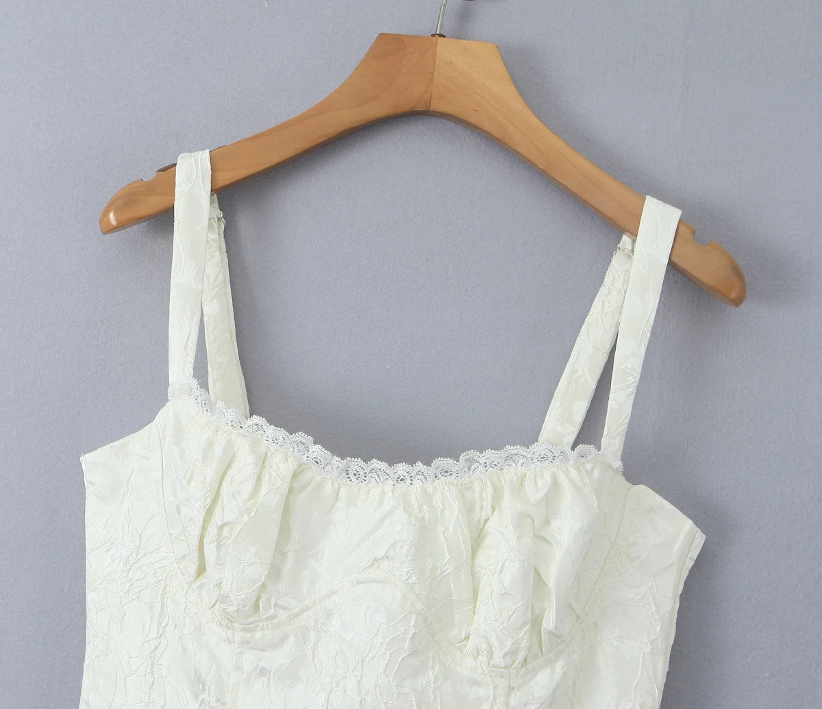 Elegant White Lace Mini Dress for Any Occasion - Image 15