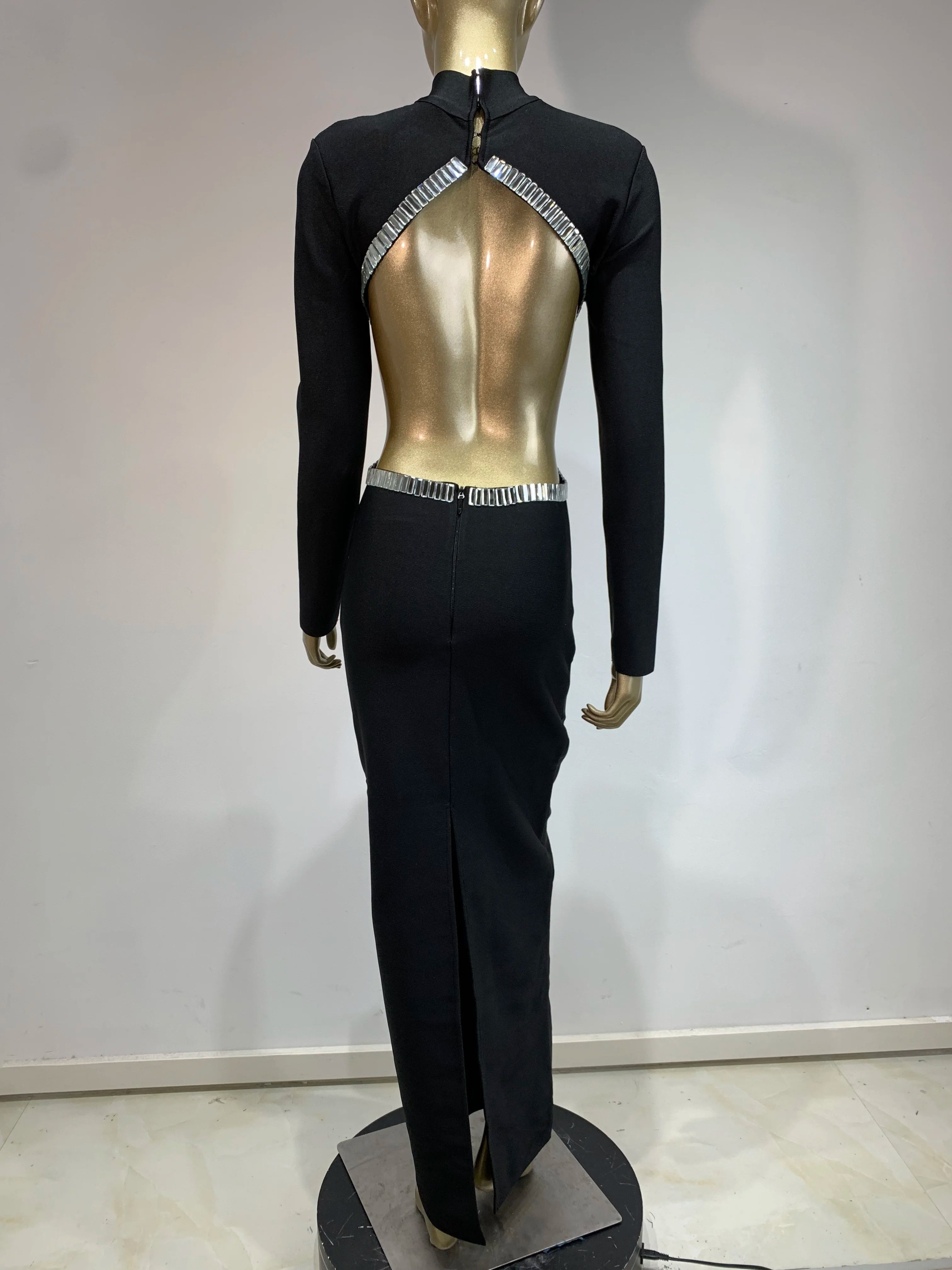 Chic Backless Red & Black Maxi Bodycon Dress - Image 21