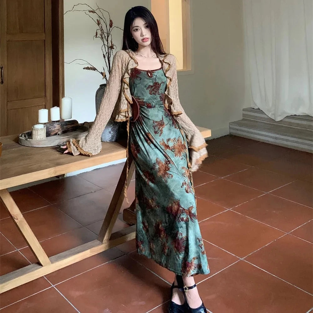 Chic Vintage Floral Maxi Dress with Ruffled Cardigan Set - Image 3