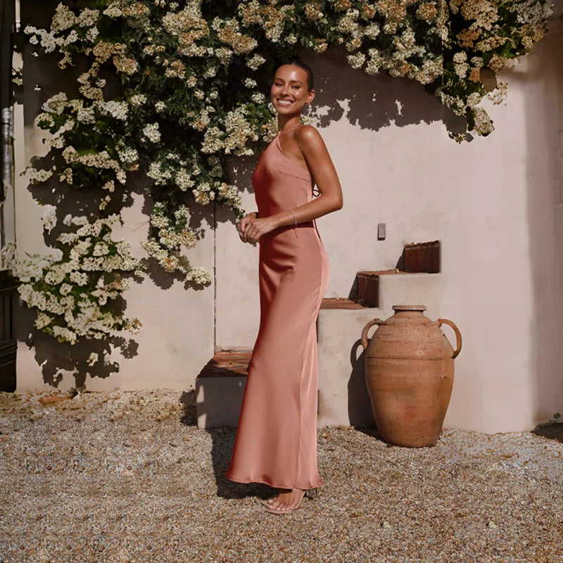 Elegant Sleeveless Halter Maxi Dress for Evening Parties - Image 56