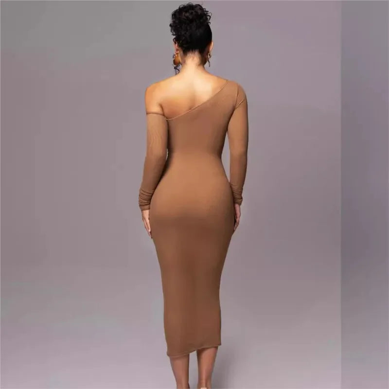 Sloping Neck Backless Midi Dress with Pleated Layers - Image 5