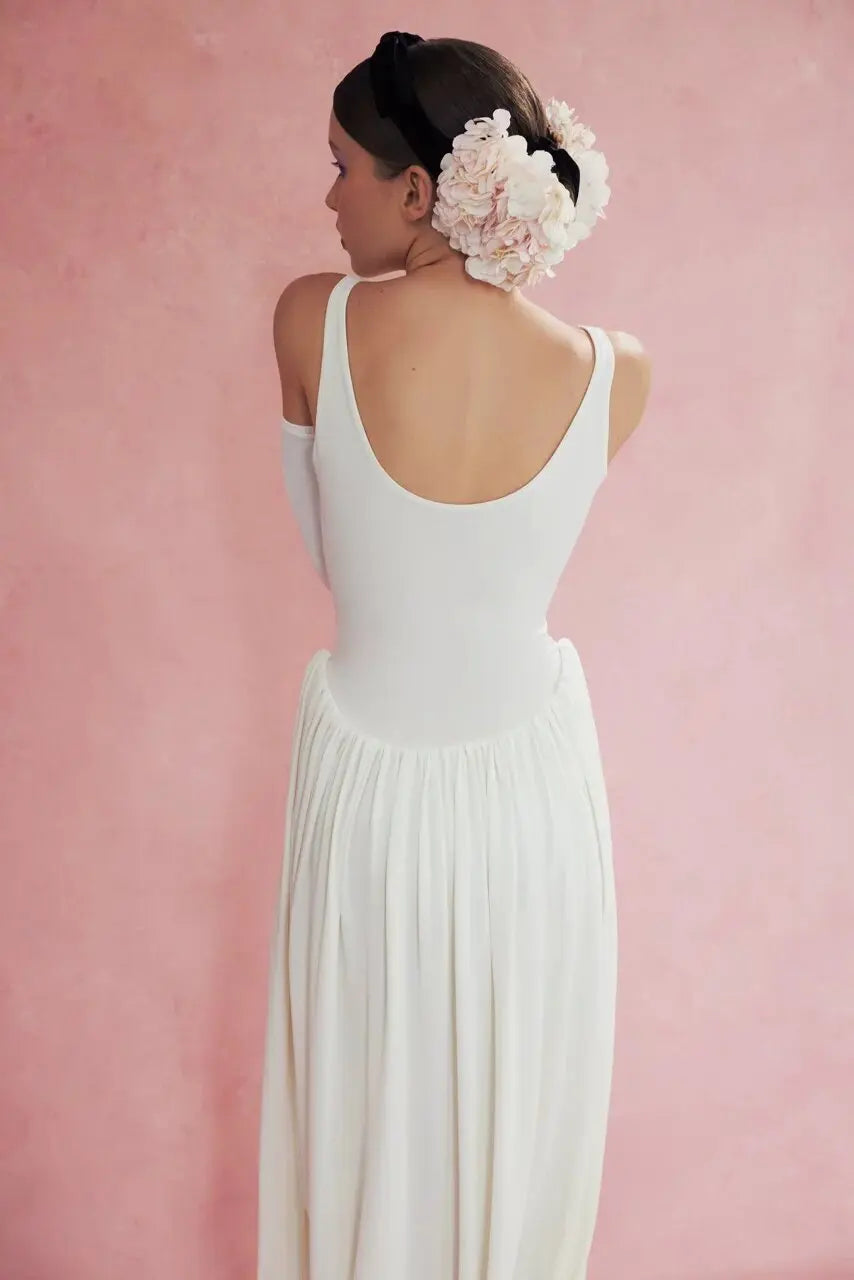 Elegant Sleeveless Backless Evening Dress with Fluffy Skirt - Image 54
