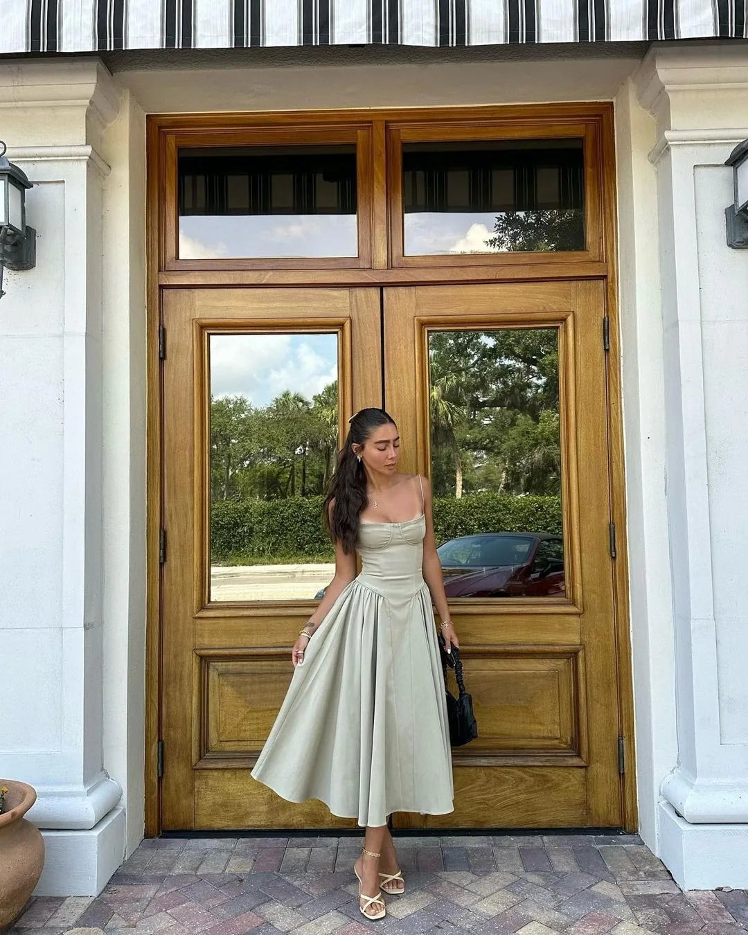 Elegant Sleeveless Midi Dress with Frill Hem & Corset - Image 55