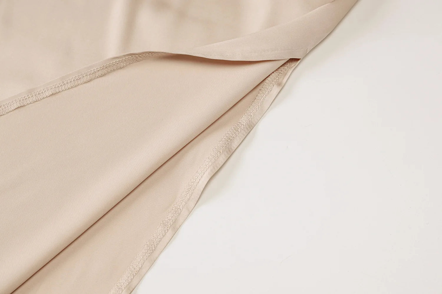 Elegant Satin Backless Summer Dress with Lace Up Detail - Image 14