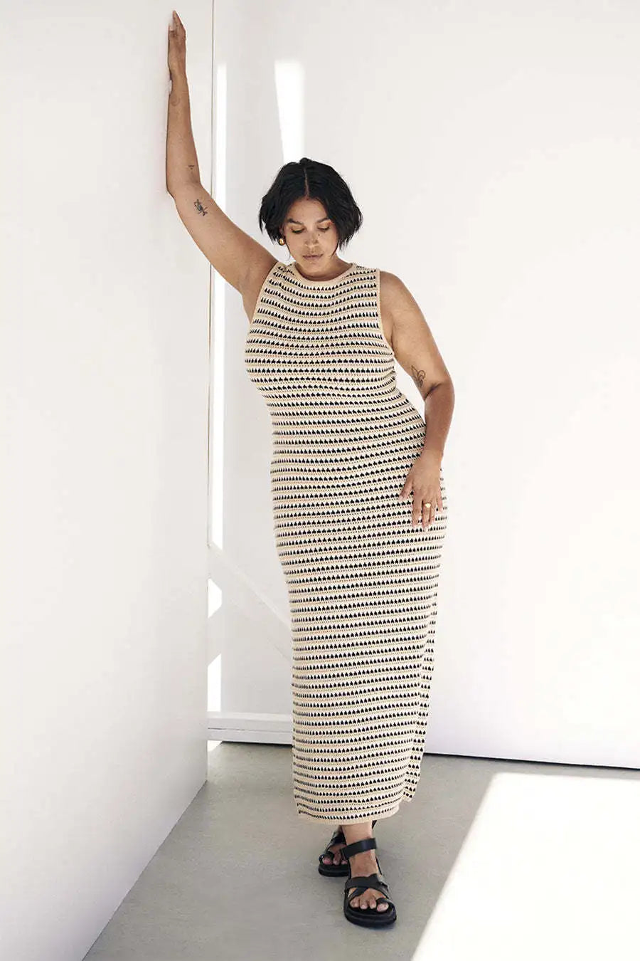 Elegant Striped See-Through Maxi Dress for Summer Beach - Image 16