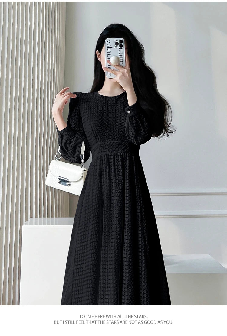 Elegant White Midi Dress with Lace Long Sleeves - Image 17