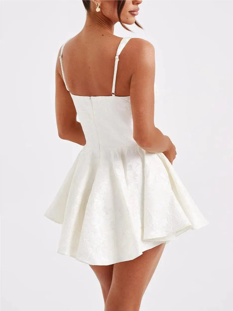 Elegant White Lace Mini Dress for Any Occasion - Image 5