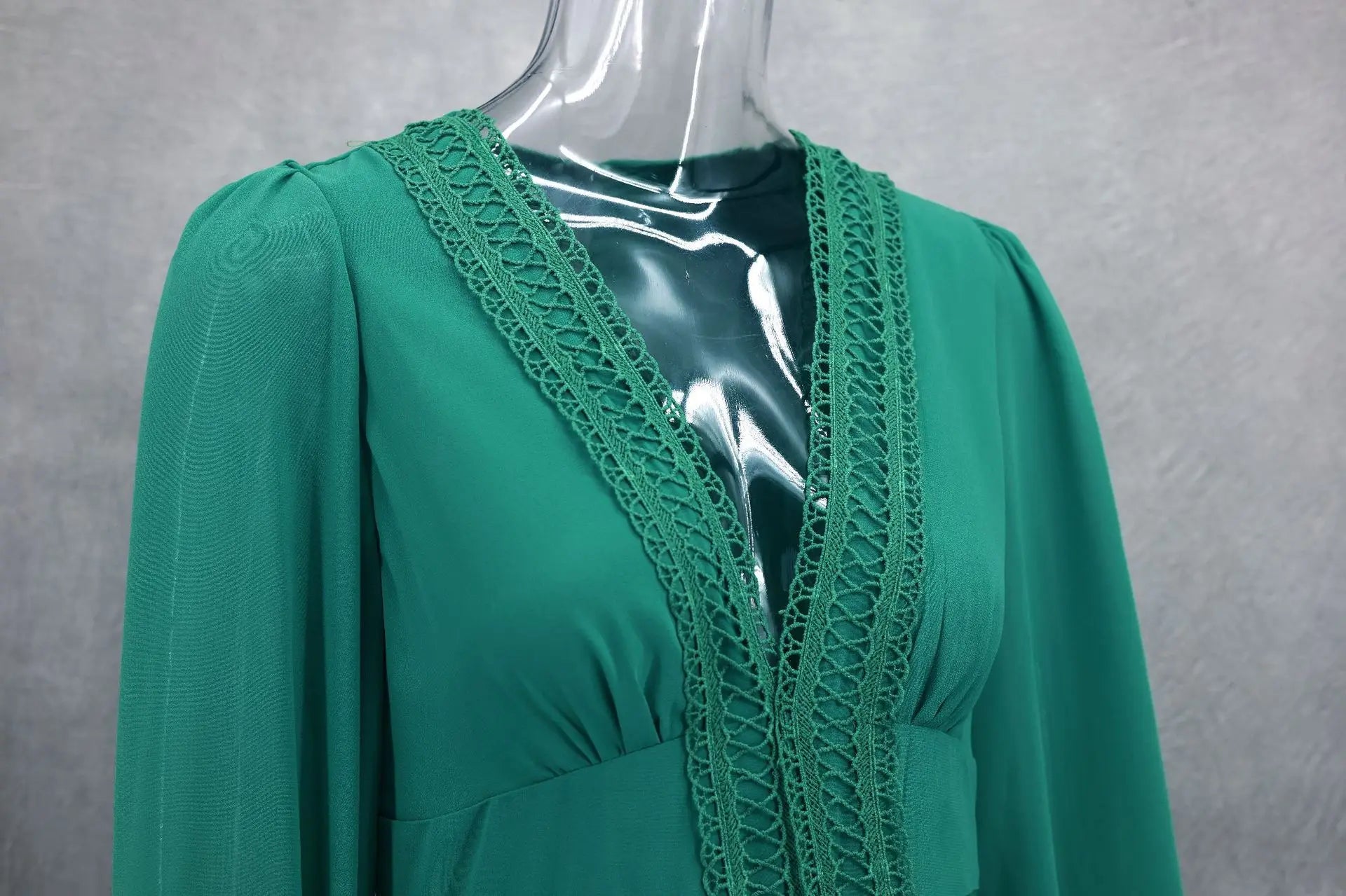 Women's Long Sleeve V-Neck Maxi Dress for Parties - Image 19