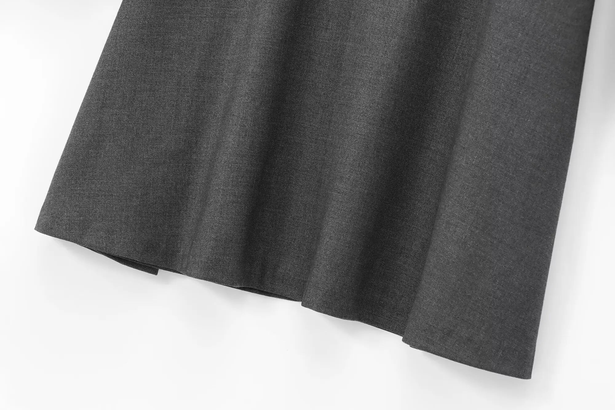Elegant Women's Belted Short Dress for Autumn & Winter - Image 13