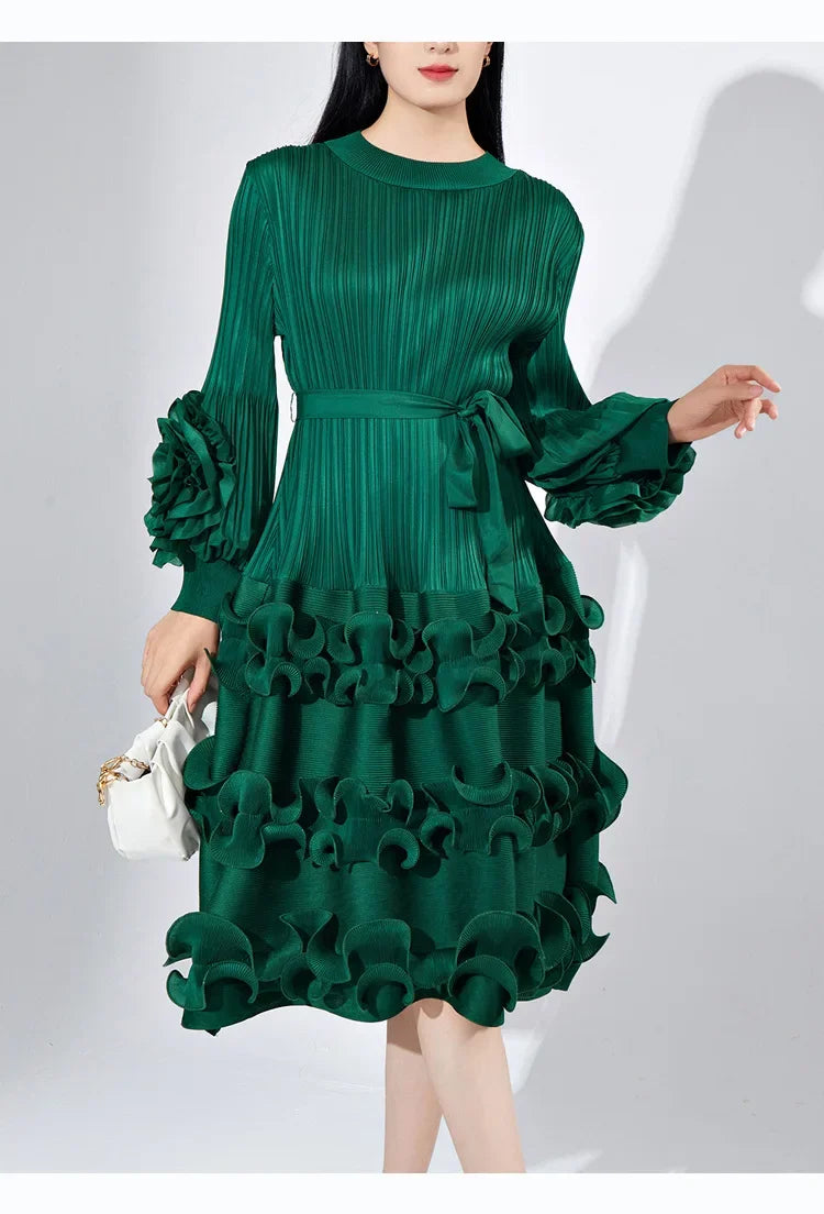 Elegant Floral Pleated Dress with Round Neck for Women - Image 23