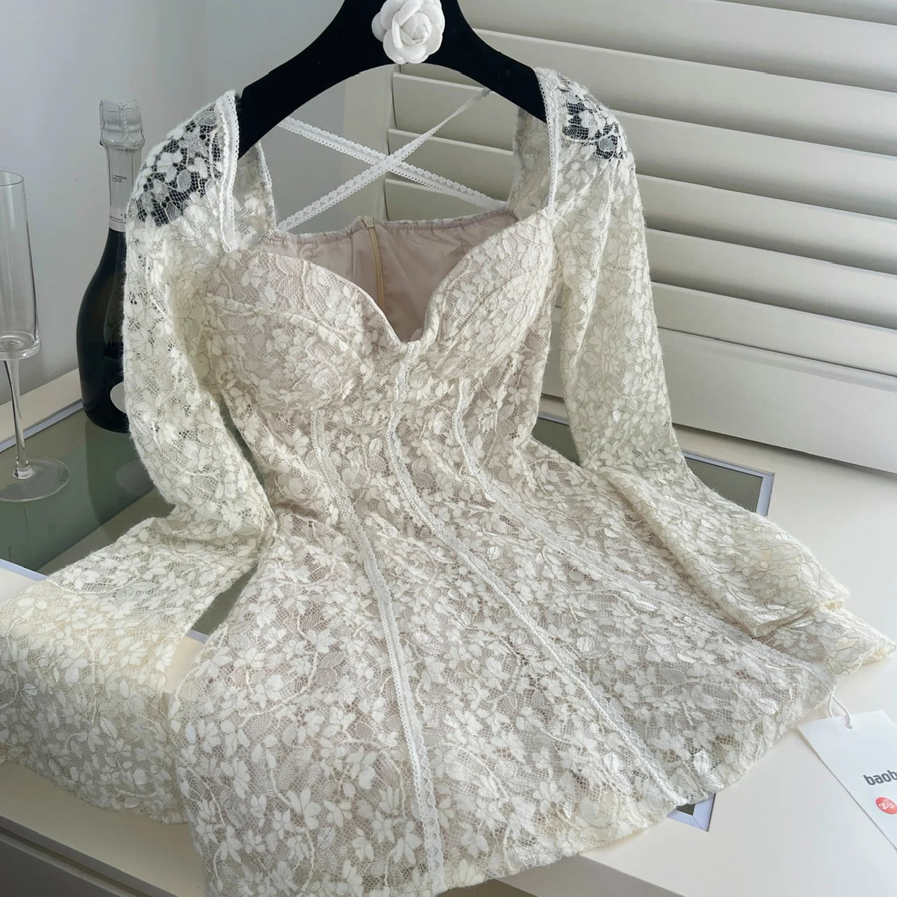 Elegant Lace Mini Dress with Square Collar and Flare Sleeves - Image 12