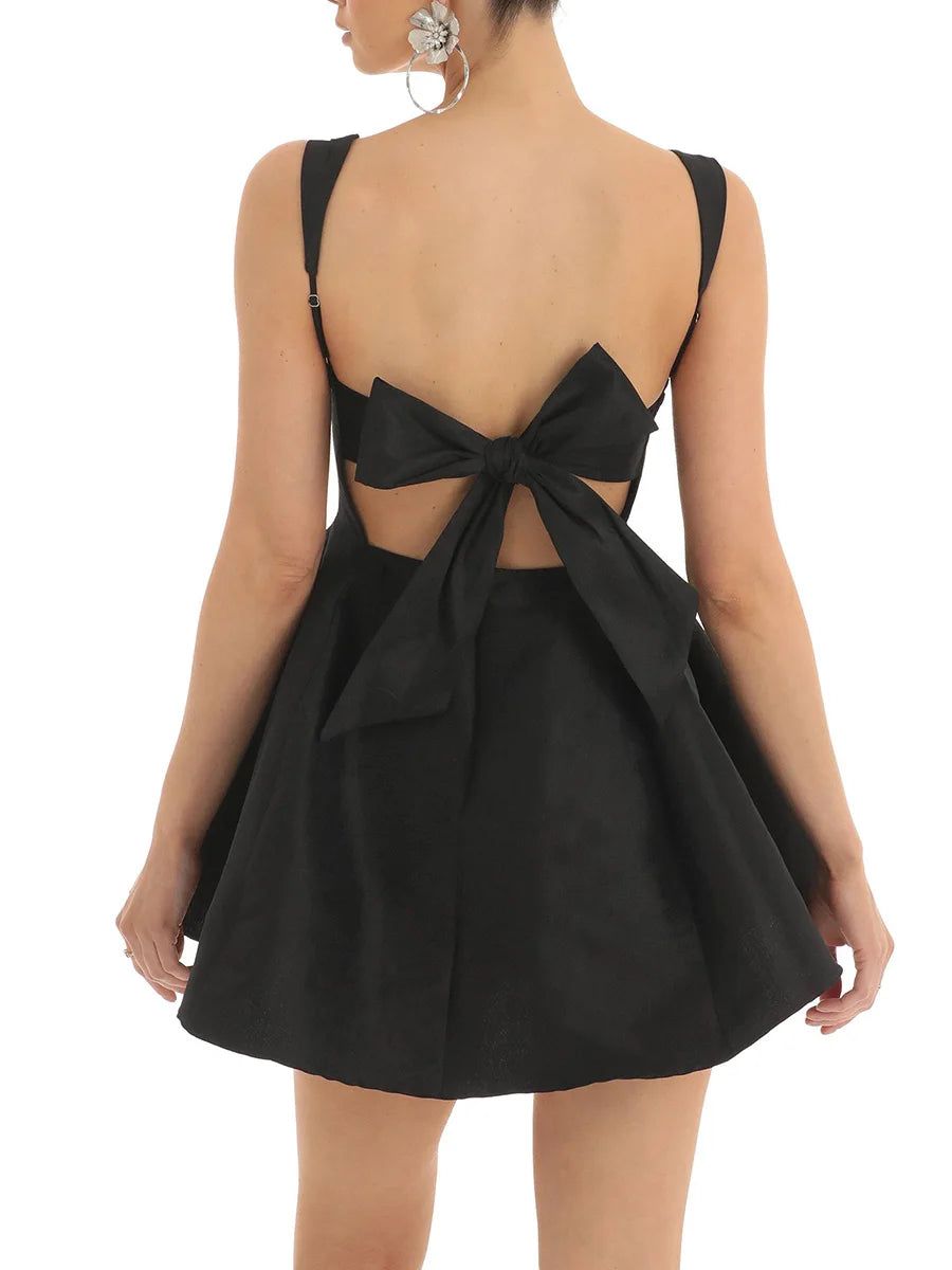 Chic Backless A-line Dress with Big Bow Straps - Image 18