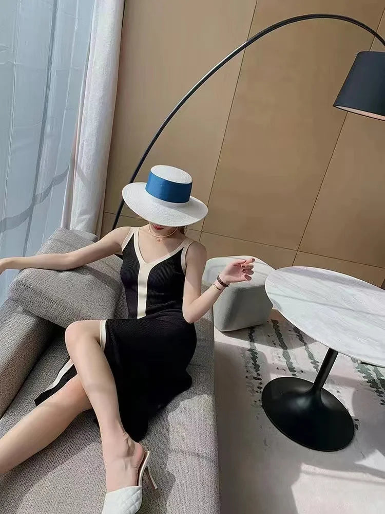 Chic V-Neck Sleeveless Maxi Dress for Women - Image 13