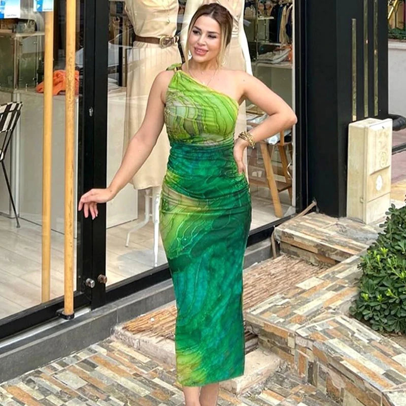 Chic Gradient Maxi Dress: One-Shoulder Backless Summer Style - Image 3