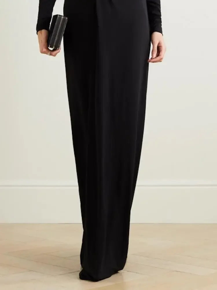 Elegant Deep V-Neck Black Slim Fit Evening Dress - Image 5