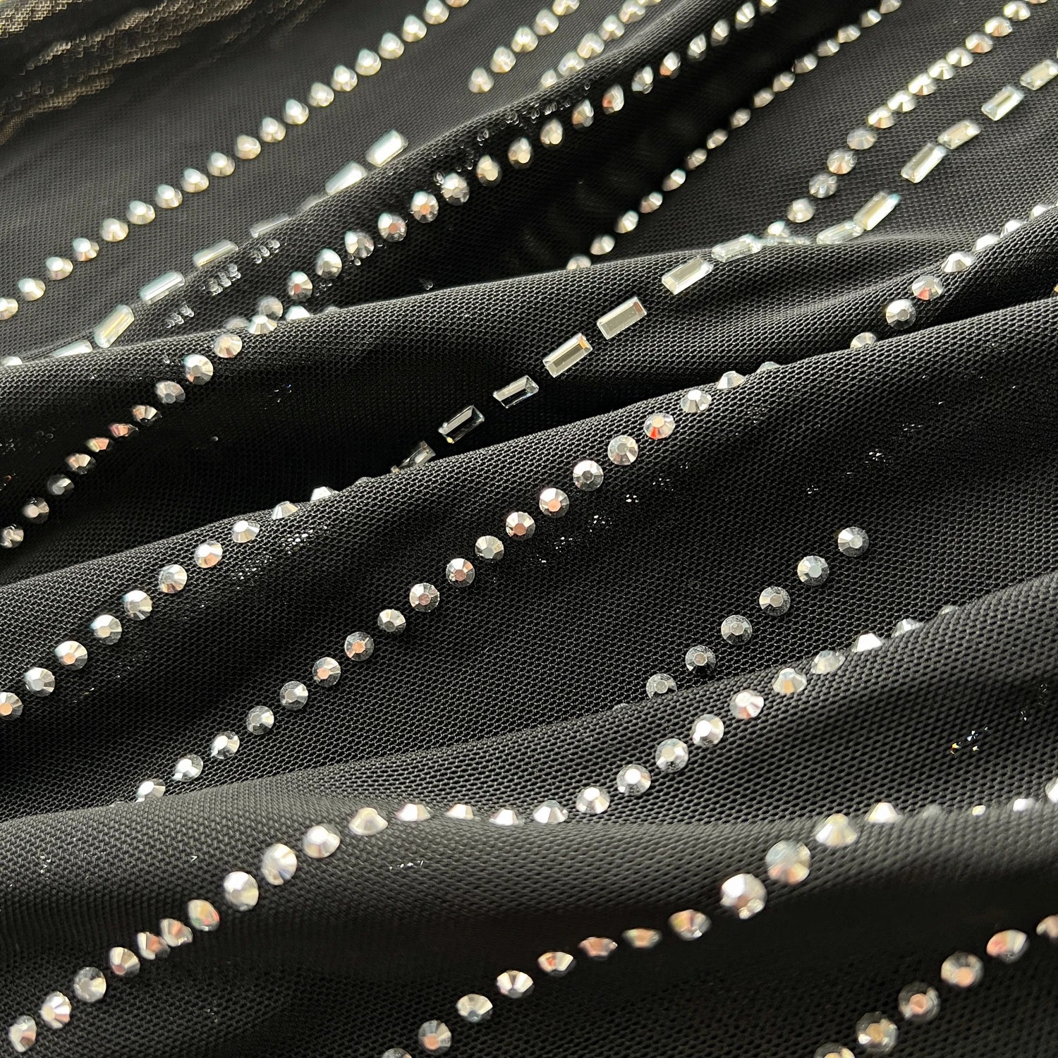 Elegant Rhinestone Cut-Out Slip Dress for Summer Events - Image 14