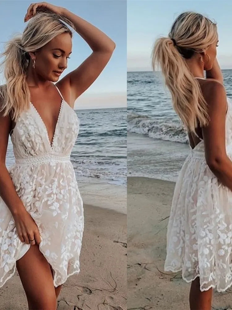Elegant Backless White Summer Lace Mini Dress - Image 4