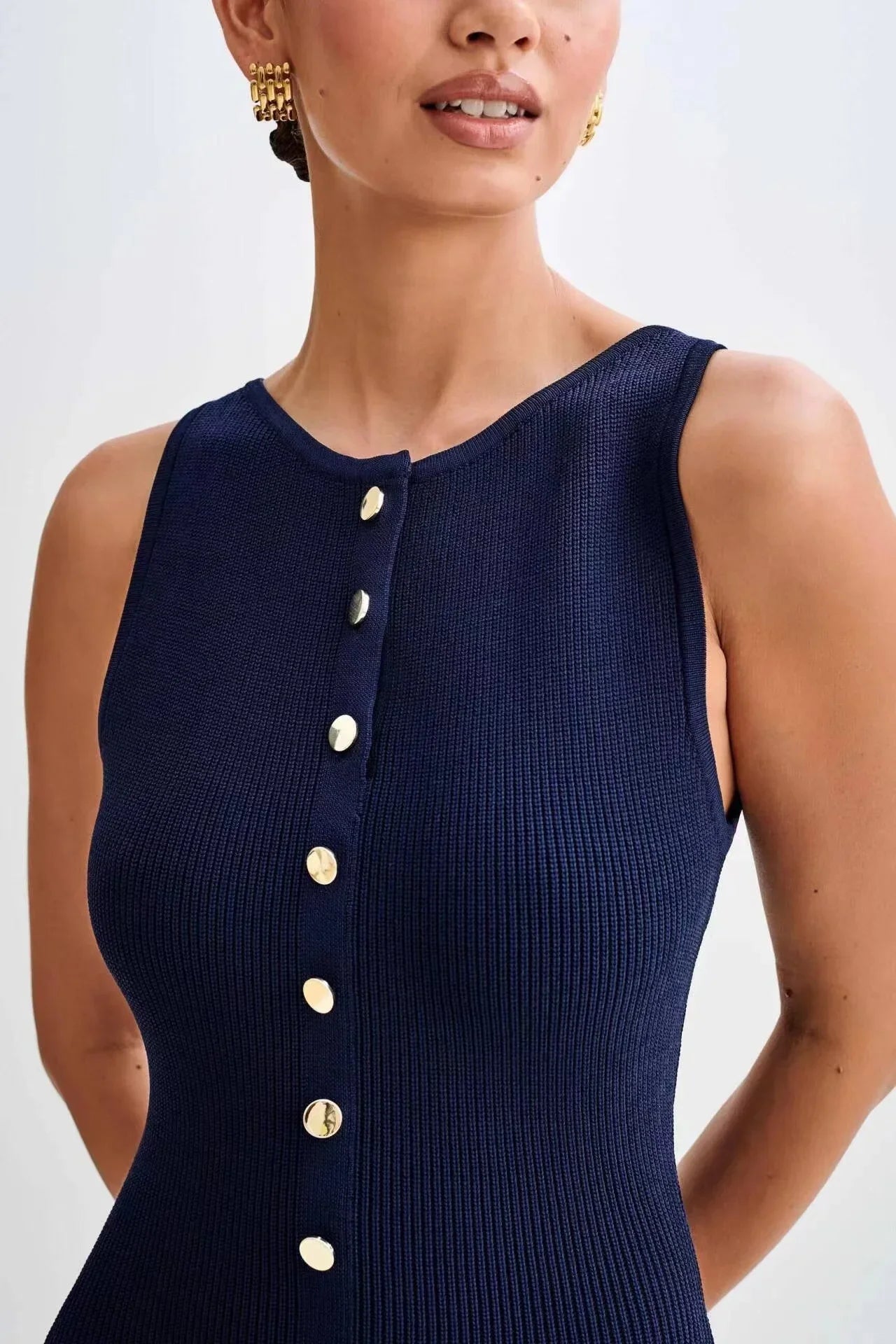Elegant Sleeveless Knitted Long Dress with Pockets for Women - Image 15