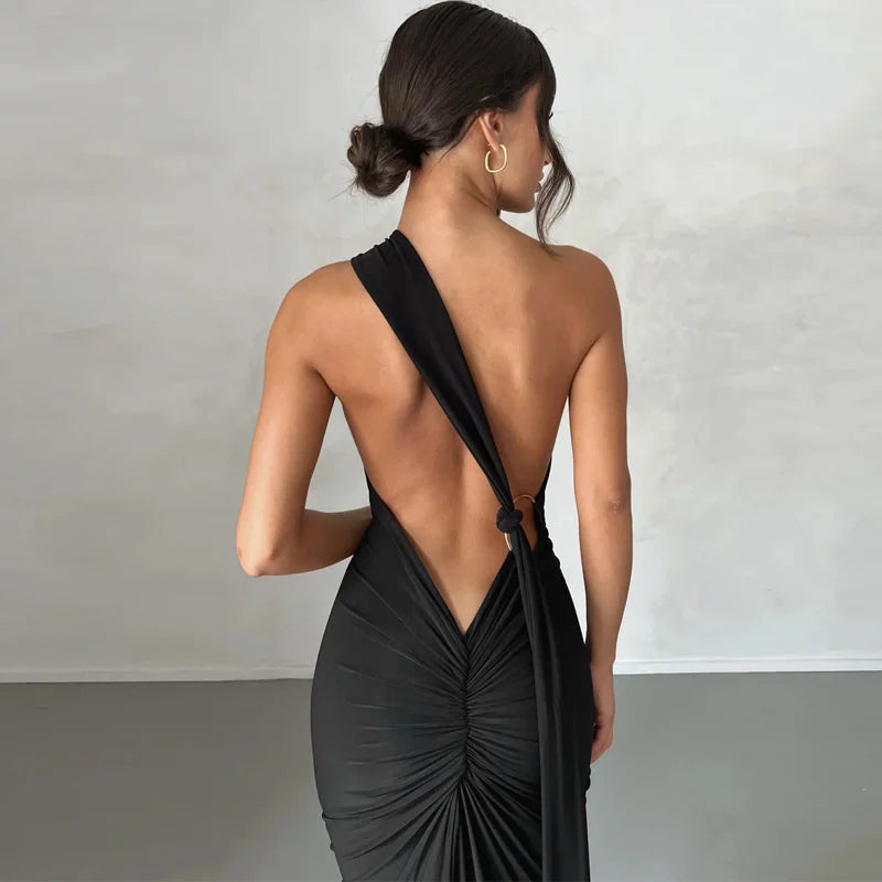 Elegant Backless Maxi Dress for Summer Parties - Image 20