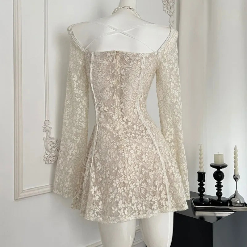Elegant Lace Mini Dress with Square Collar and Flare Sleeves - Image 3