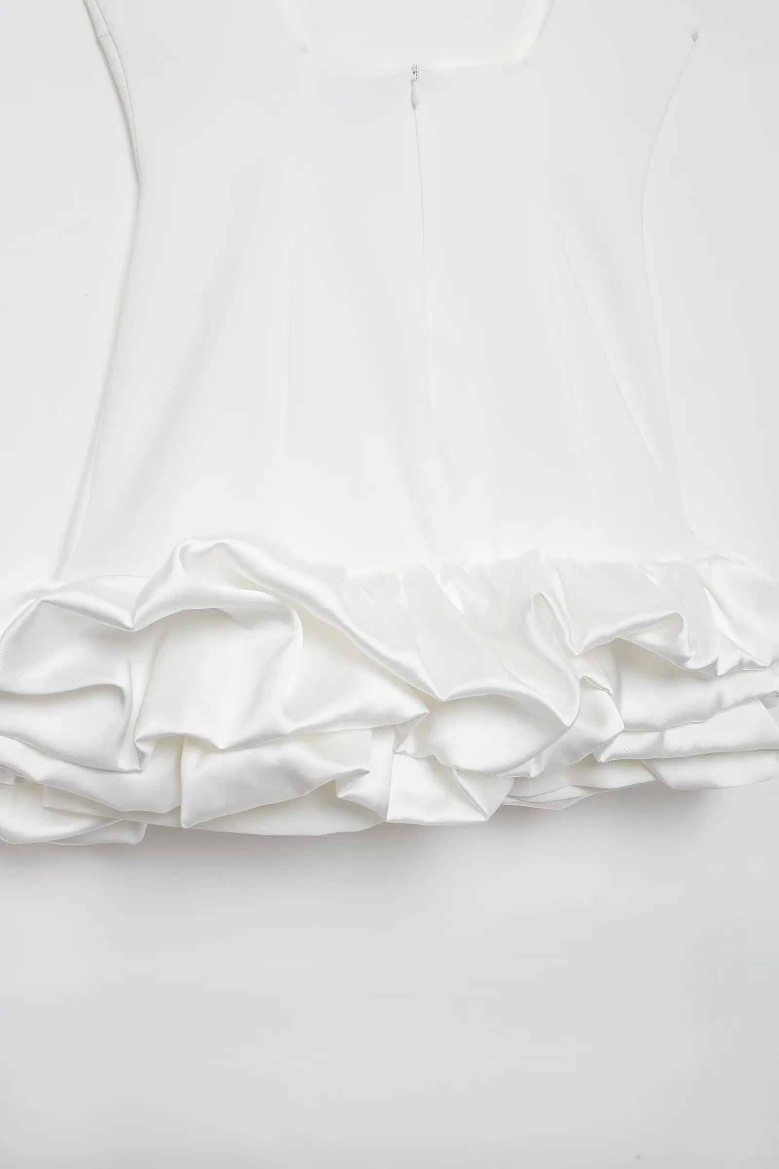 Elegant Backless Sleeveless Mini Dress with Fold Decor Detail - Image 40