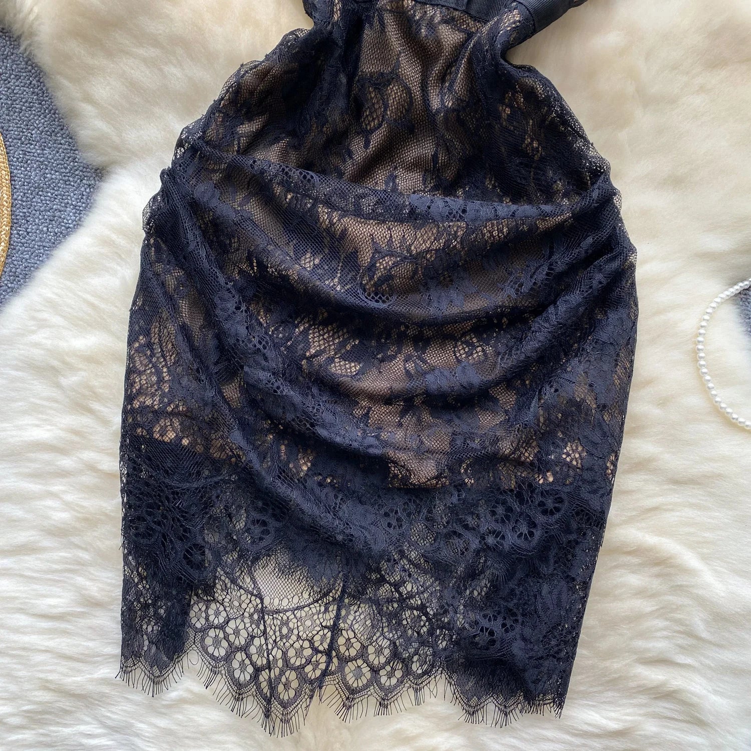 Chic Vintage Lace Patchwork Pleated Tube Top Dress - Image 4