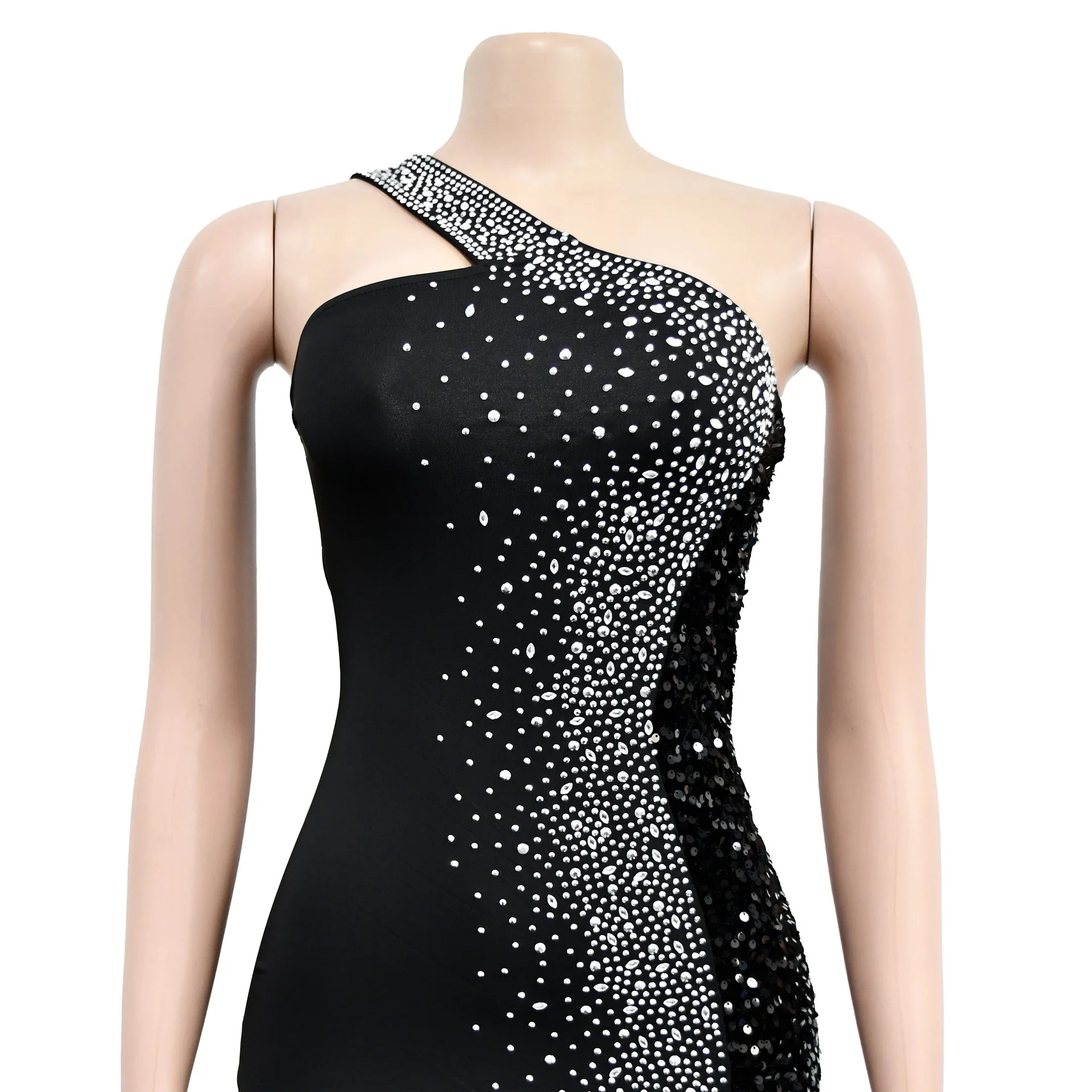 Elegant Backless V-Neck Maxi Dress for Night Parties - Image 17