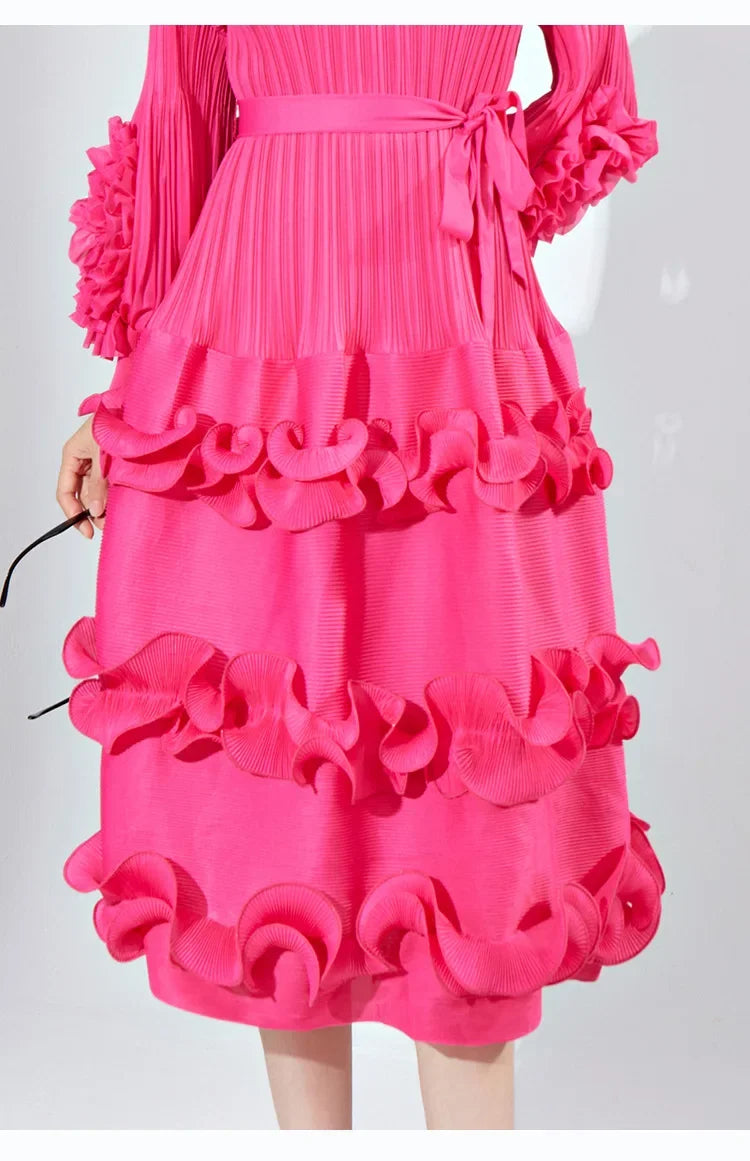 Elegant Floral Pleated Dress with Round Neck for Women - Image 18