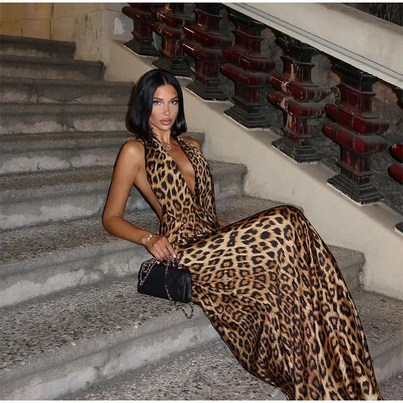 Chic Backless Lace-Up Leopard Maxi Dress for Summer Parties - Image 11