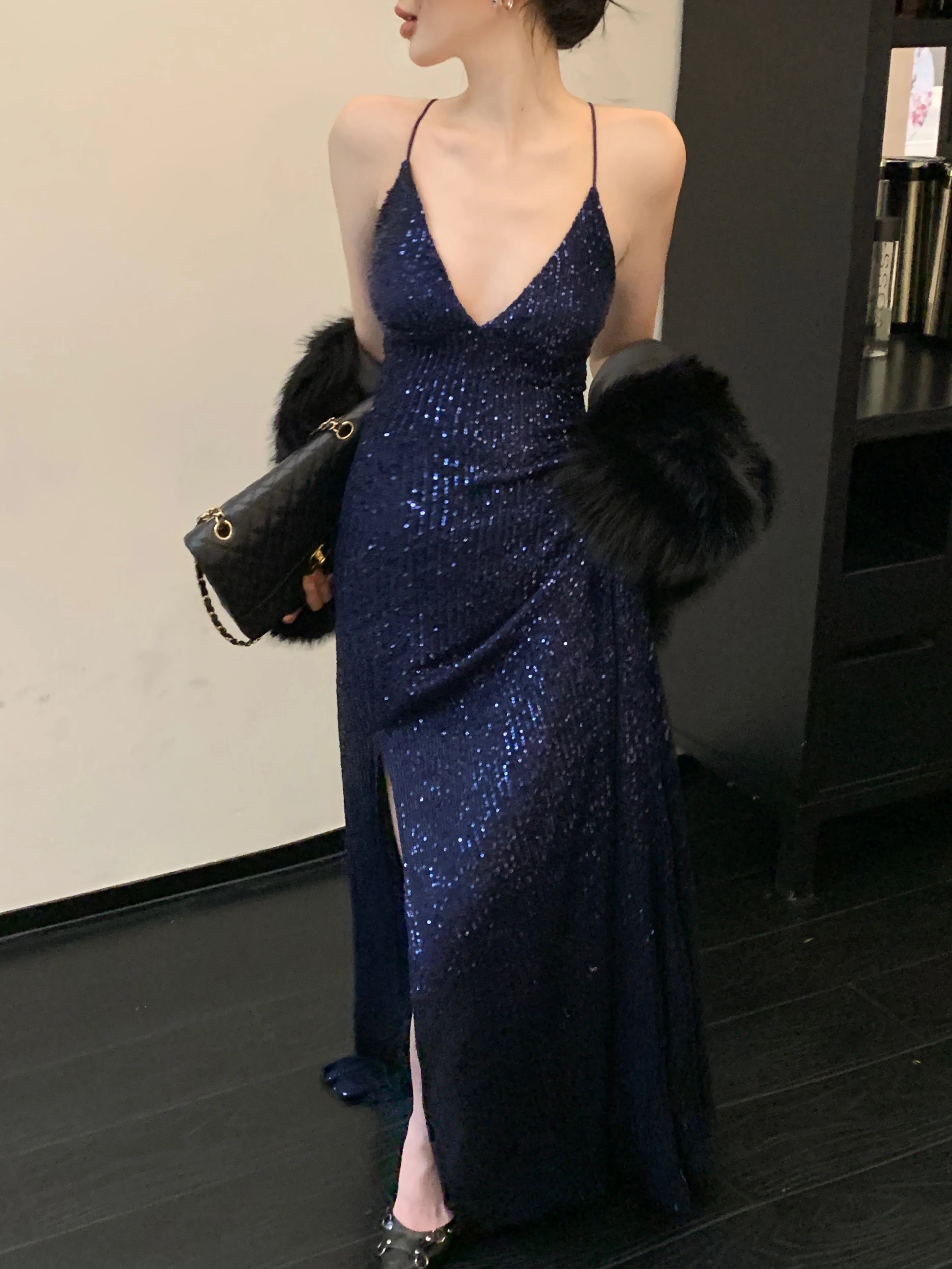 Elegant Backless V-Neck Split Maxi Dress for Women - Image 17