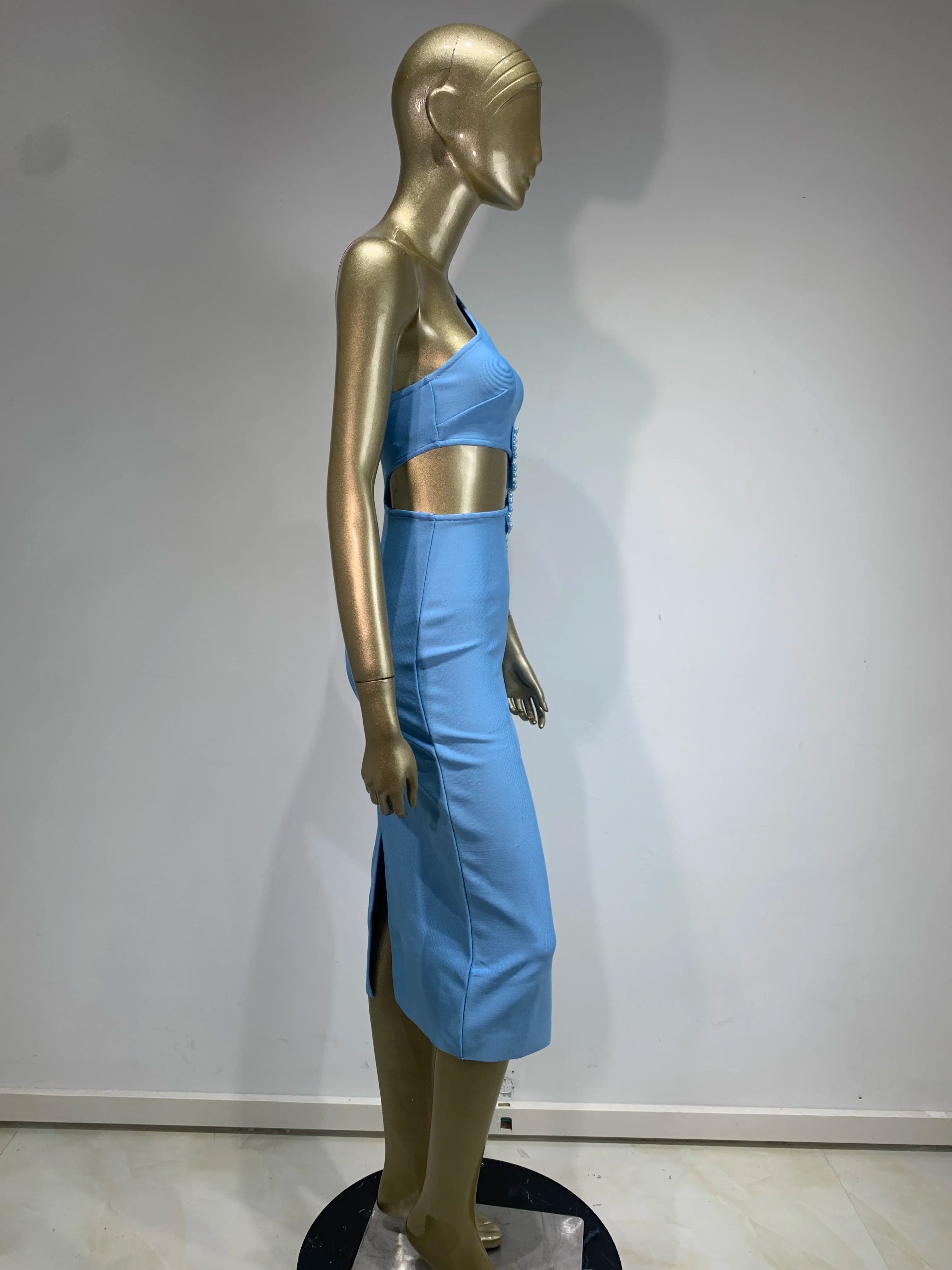 Elegant Sky Blue One-Shoulder Cut Out Midi Dress - Image 11
