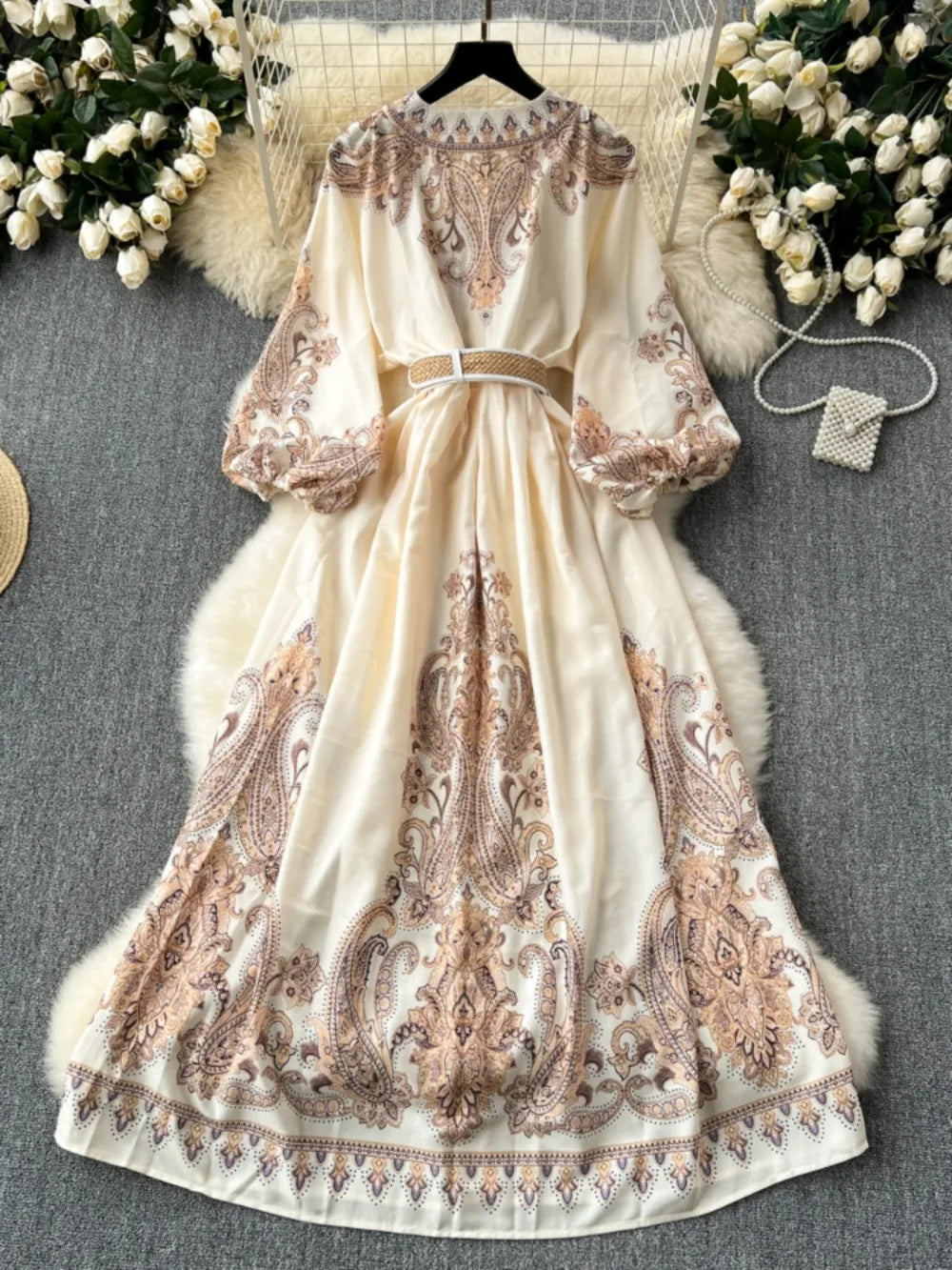 Elegant V-Neck Lantern Sleeve Vintage Dress with Belt - Image 3