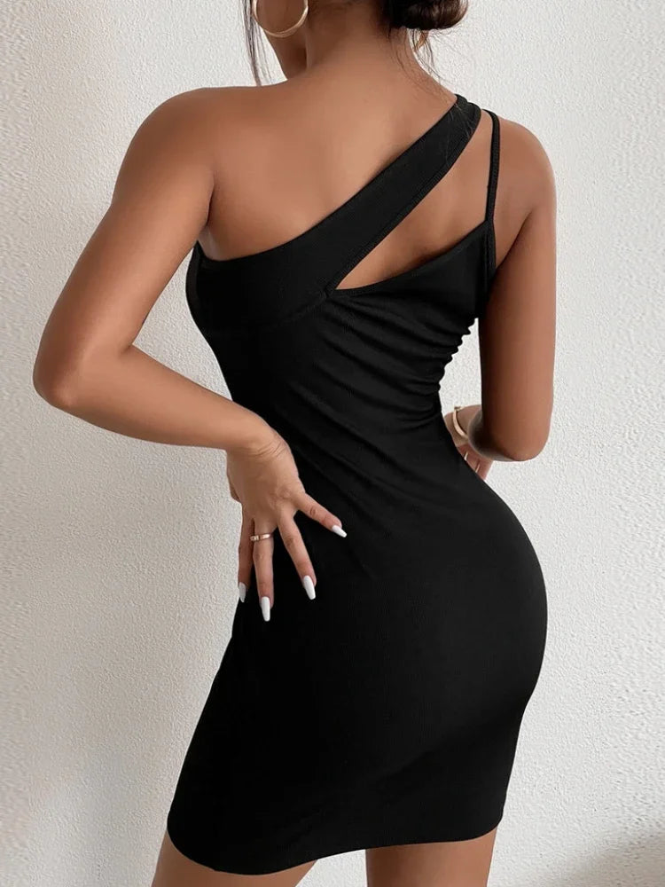 Elegant Off-One-Shoulder Bodycon Mini Dress for Parties - Image 4