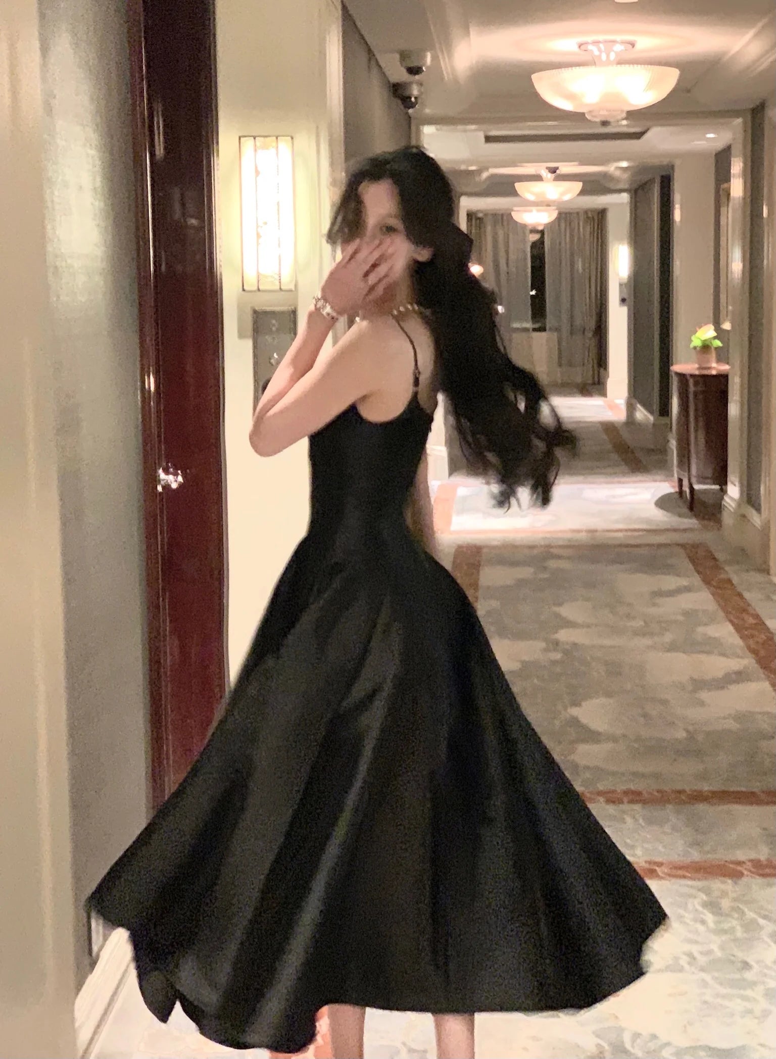 Elegant Black Princess Evening Dress for Summer Events - Image 37