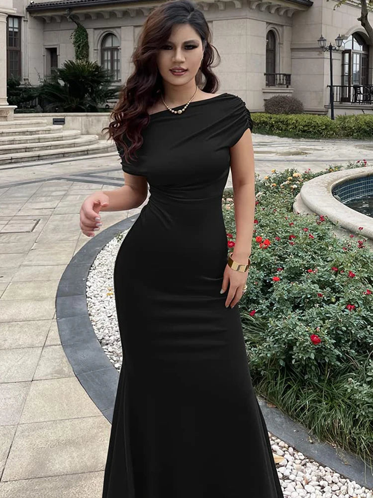 Elegant Pleated Oblique Shoulder Maxi Dress for Women - Image 7