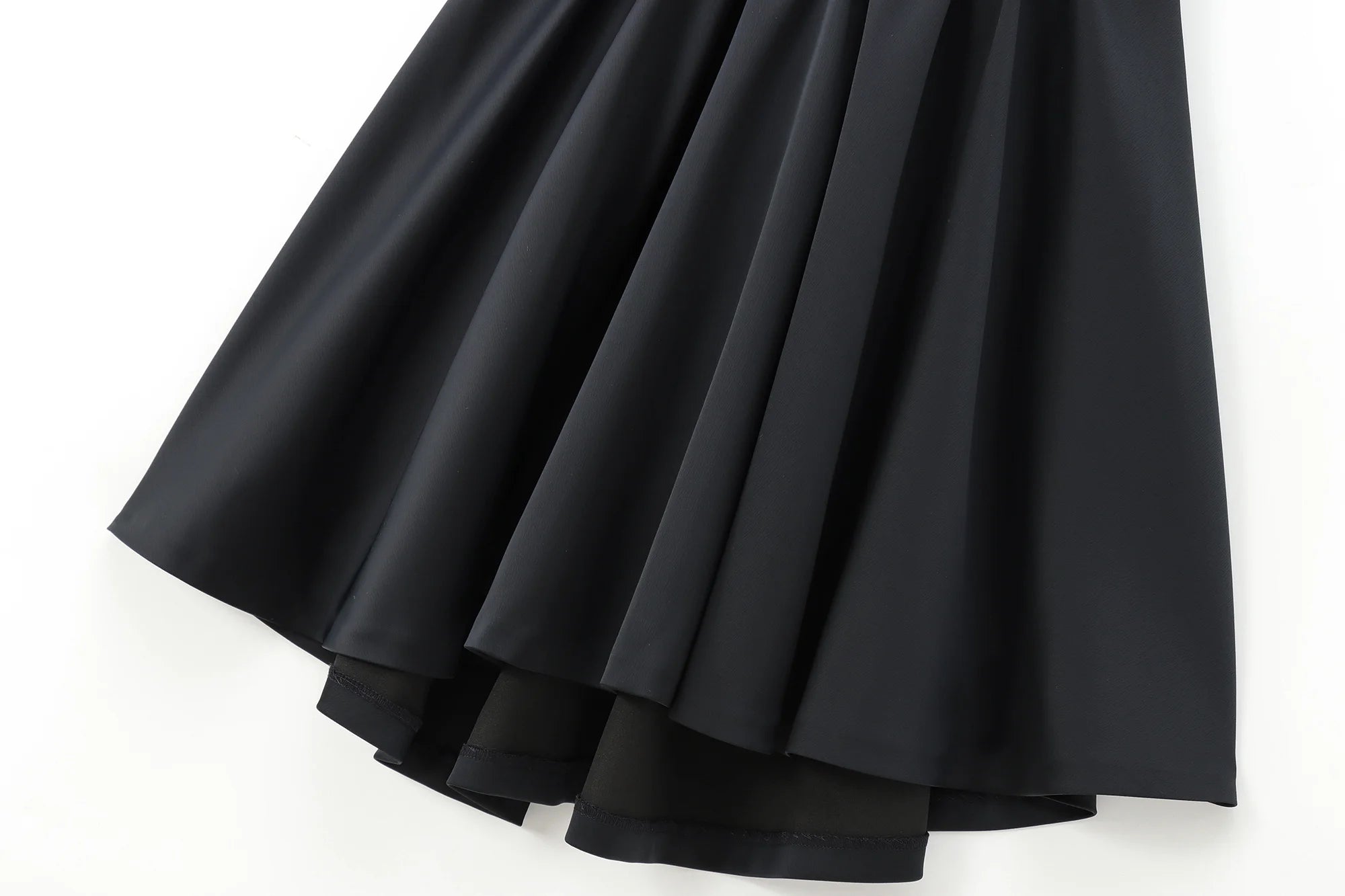Elegant Sleeveless Backless Mini Dress with Pleated Details - Image 6