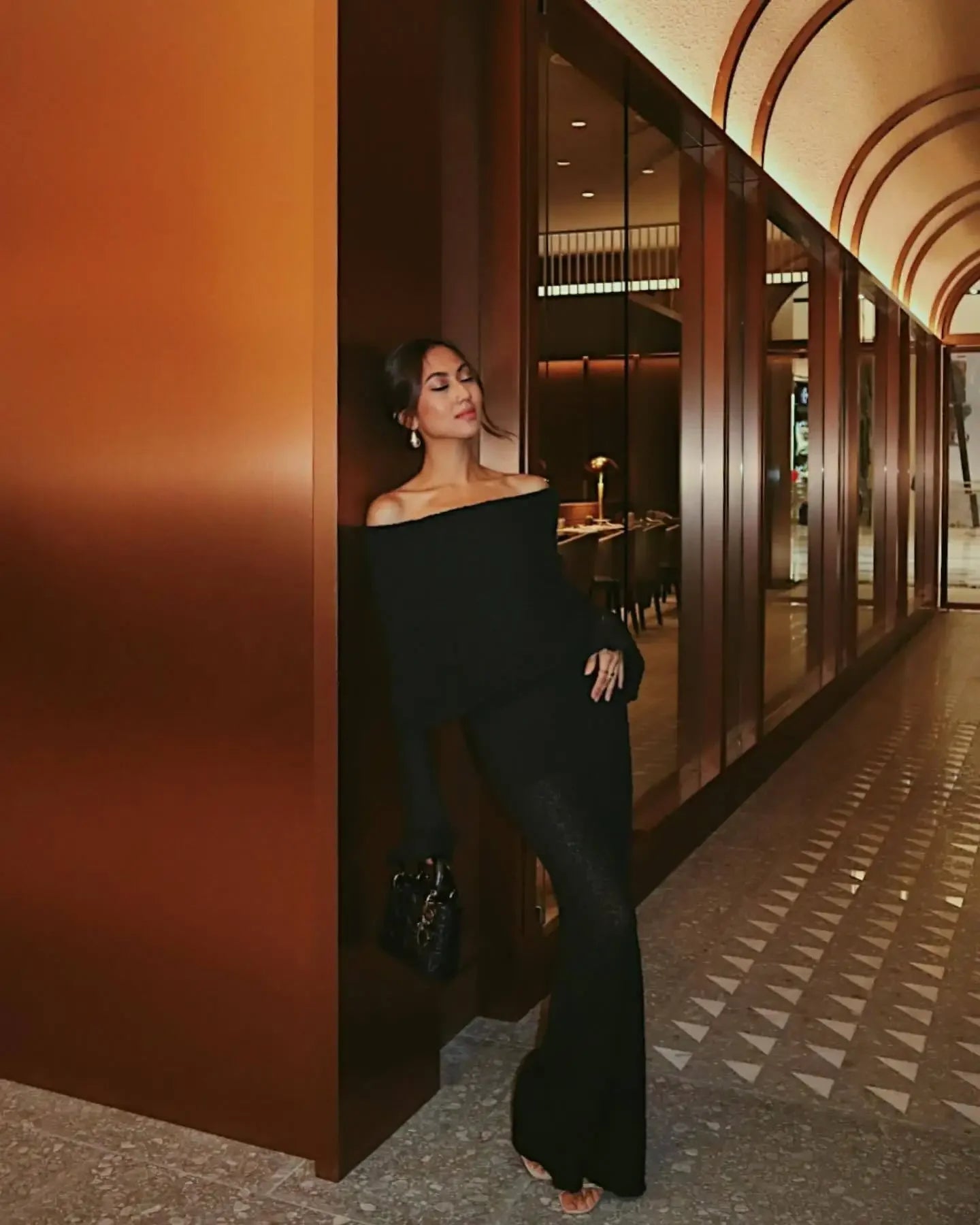 Elegant Off-Shoulder Hollow-Out Knitted Dress for Women - Image 4