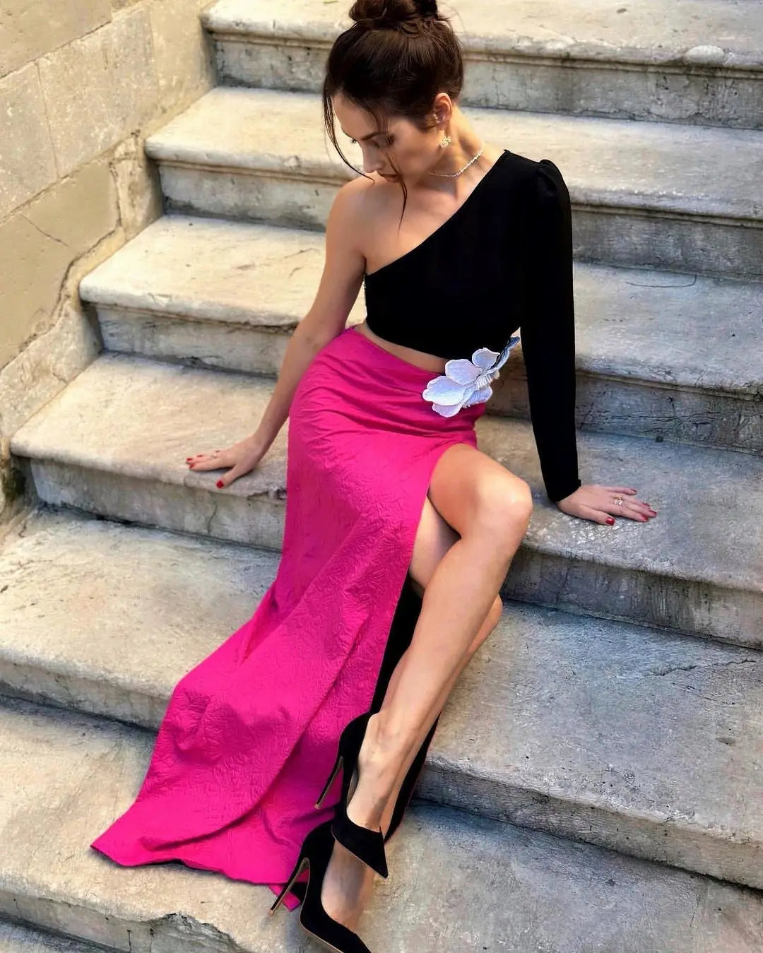 Elegant One Shoulder Flower Bodycon Dress for Summer - Image 5