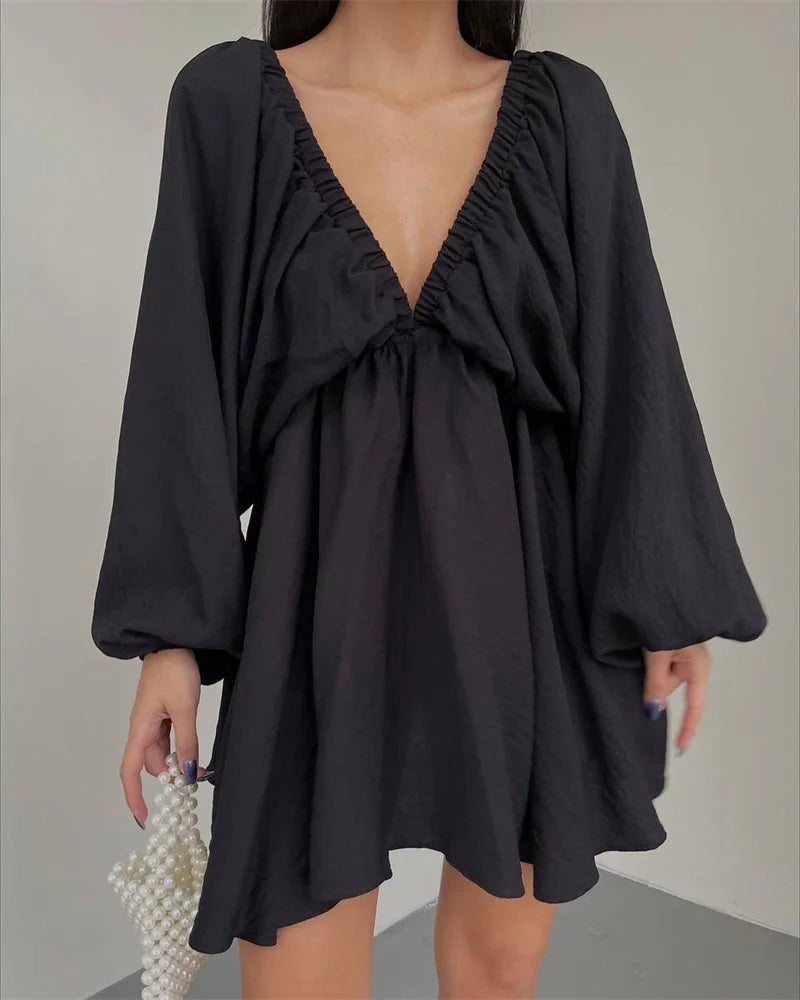 Elegant Backless Pleated Deep V Neck Gown for Women - Image 3
