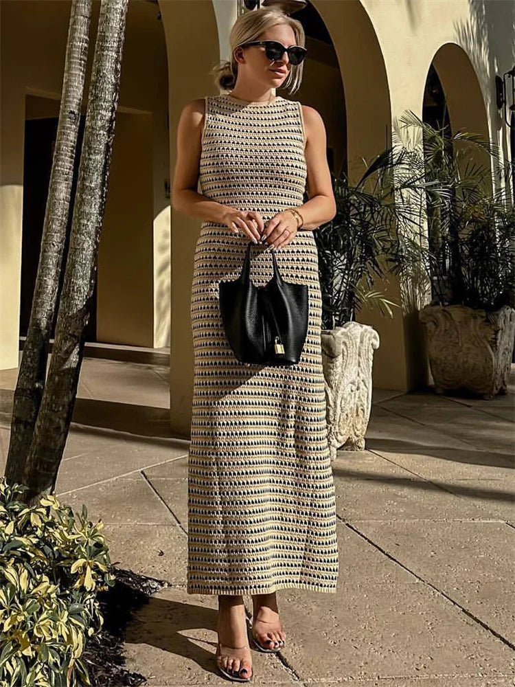 Elegant Striped See-Through Maxi Dress for Summer Beach - Image 3