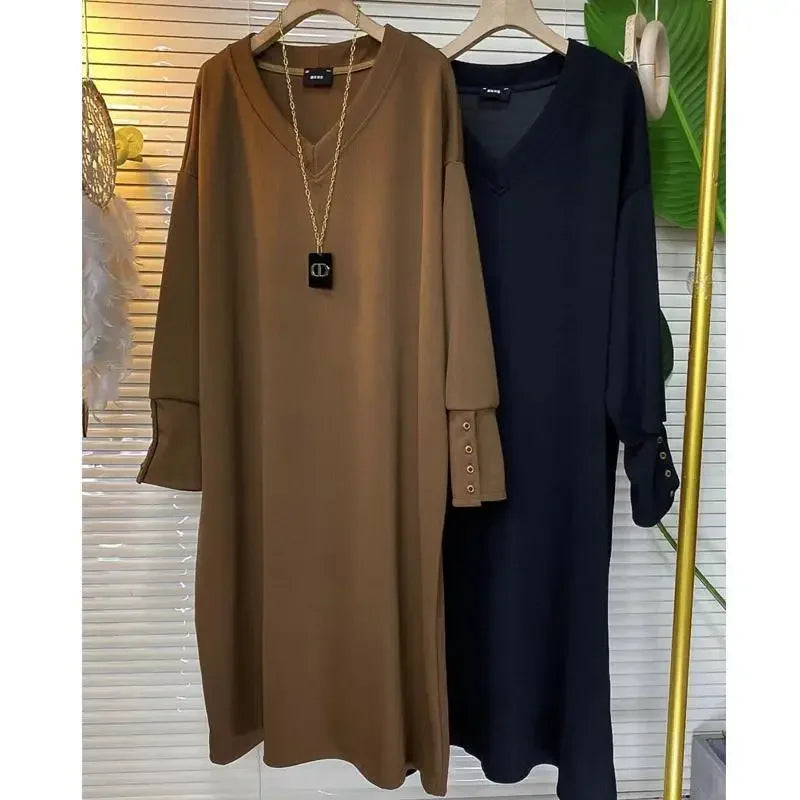 Plus Size Casual V-Neck Long Dress for Autumn & Winter - Image 7