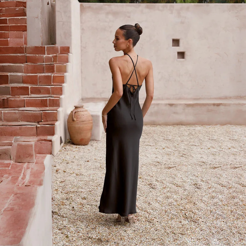 Elegant Sleeveless Halter Maxi Dress for Evening Parties - Image 47