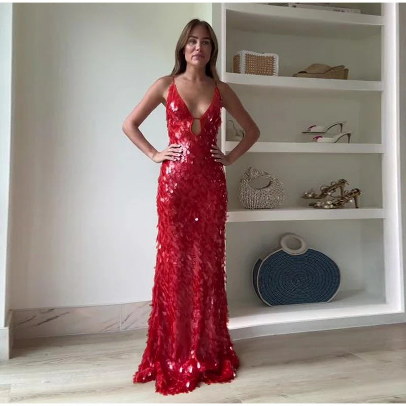 Elegant Sleeveless Backless Sequin Evening Gown for Women - Image 18