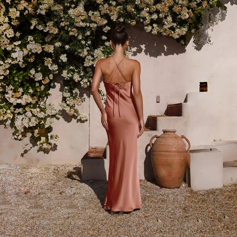 Elegant Sleeveless Halter Maxi Dress for Evening Parties - Image 57